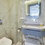 Hotel The Hubi 4*
