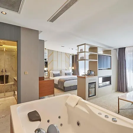 The Hubi Szálloda 4*